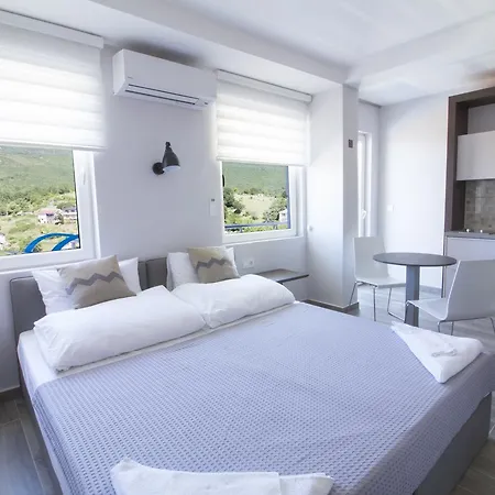 Hotel apartamentowy Trpe *